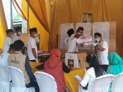 Benyamin Davnie Berjaya di TPS Kediamannya