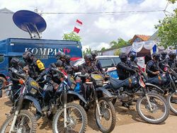 40 Brimob Diturunkan Patroli Pengamanan Pilkada Tangsel di Pondok Aren