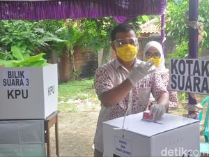 Konflik Internal Golkar Diduga Jadi Penyebab Daniel-Taufik Keok di Pilbup Konflik Internal Golkar Diduga Jadi Penyebab Daniel-Taufik Keok di Pilbup