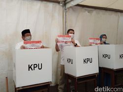 Nyoblos Bareng Aksa Mahmud, Cawalkot Makassar Appi Harap Tak Ada Kisruh