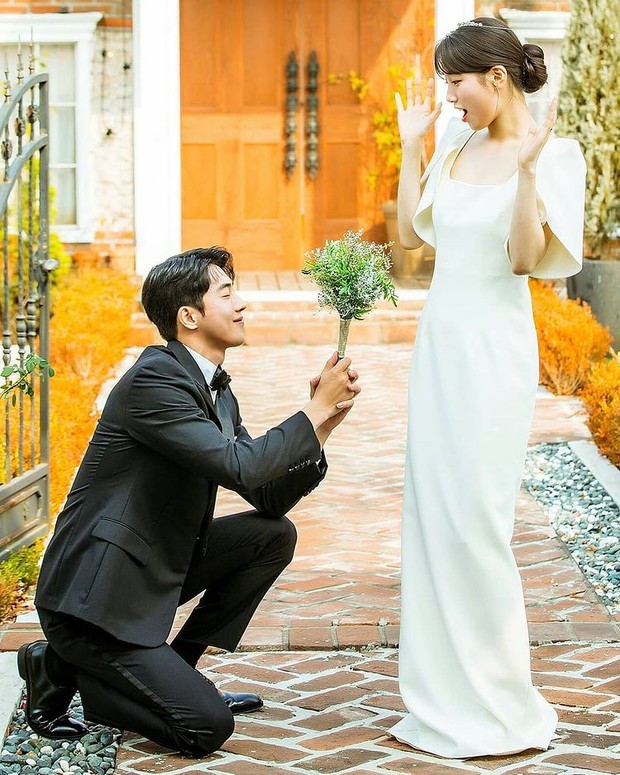 Drama Start Up menghadirkan konsep outdoor minimalis di pernikahan Seo Dal Mi/instagram.com/tvnstartup/