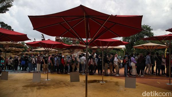 Duh! Libur Pilkada Antrean Dufan Mengular