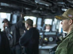 Pertama Kali dalam Sejarah, Seorang Wanita Pimpin Kapal Induk Nuklir AS