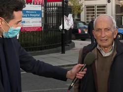 Kisah Haru Pria 91 Tahun Suntik Vaksin Corona, Ingin Natal Peluk Keluarga