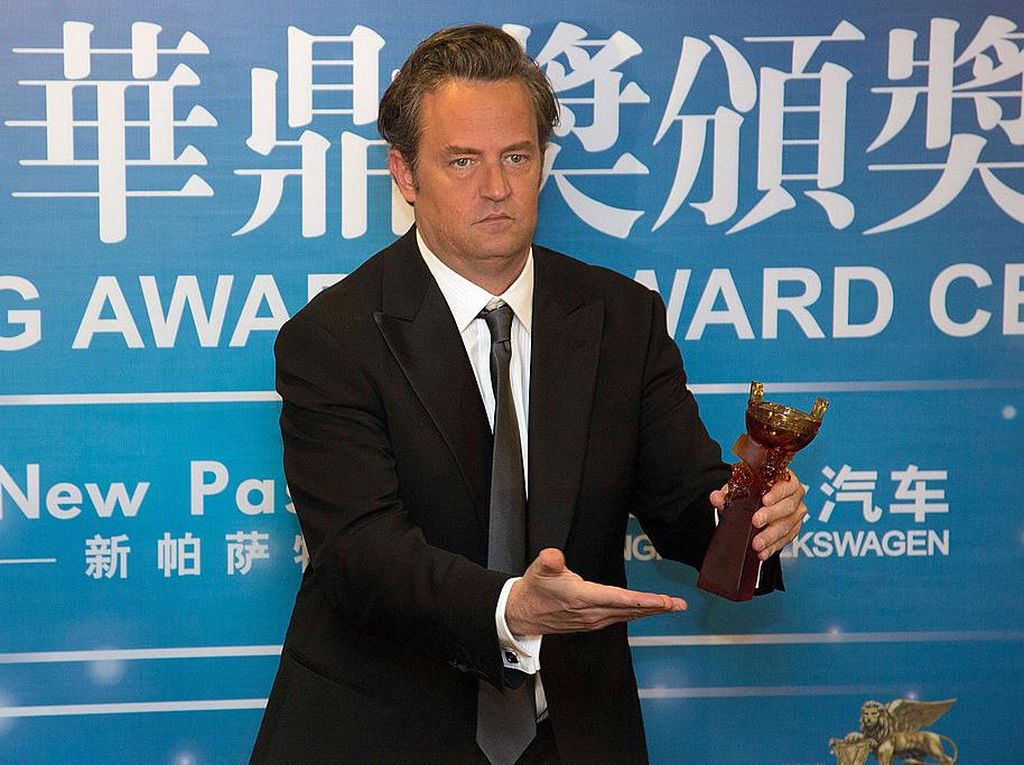 Euforia Friends Reunion, Matthew Perry Malah Gagal Menikah Euforia Friends Reunion, Matthew Perry Malah Gagal Menikah