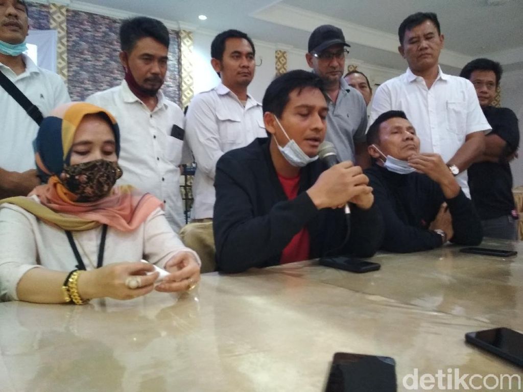 Real Count KPU 100 Persen, Nina-Lucky Hakim Unggul di Pilbup Indramayu Real Count KPU 100 Persen, Nina-Lucky Hakim Unggul di Pilbup Indramayu