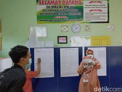 Surat Suara Paslon Nomor 2 Muncul Pertama di TPS Tempat Risma Nyoblos
