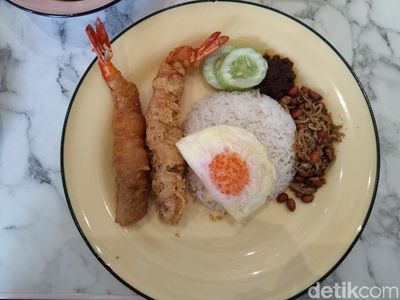 Bersantap Nasi Lemak Ponggol, Kuliner Legendaris Singapura yang Hadir di Jakarta