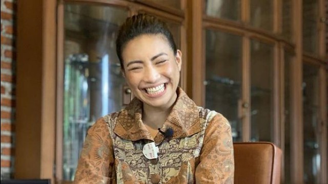 Gosip Terkini Selebriti Insertlive : Sosok Rahayu Saraswati Eks Artis Sekaligus Keponakan Prabowo yang Mundur dari DPR