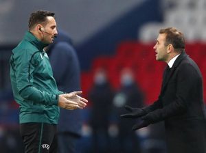 UEFA Hukum Wasit Rasis Sebastian Coltescu UEFA Hukum Wasit Rasis Sebastian Coltescu