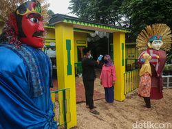 TPS Unik Bertema Adat Hiasi TPS Cipayung