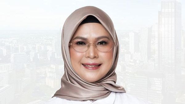 7 Gaya Hijab Siti Nur Azizah, Putri Maruf Amin yang Jadi Cawalkot Tangsel