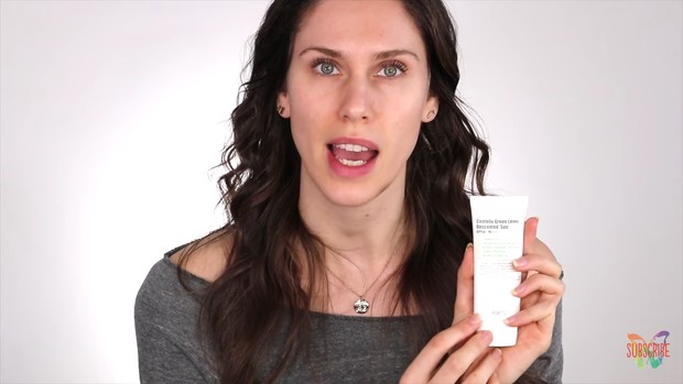 Sunscreen Purito/youtube.com/Cassandra Bankson Sunscreen Purito bisa dihentikan dulu pemakaiannya hingga hasil uji lab keluar/youtube.com/Cassandra Bankson