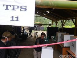 Cerita Warga di Perbatasan Saat Pencoblosan Pilbup Bandung 2020