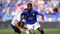 Gelandang bertahan Wilfred Ndidi akan habis kontraknya di Leicester pada musim panas 2024. Pemain berusia 26 tahun itu rumornya memang sempat mencuri minat Barcelona (Getty Images)