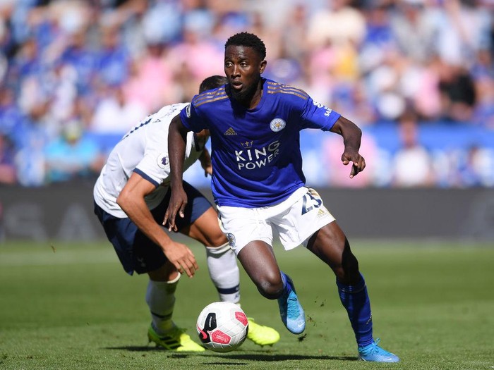 LEICESTER, ENGLAND - SEPTEMBER 21: Wilfred Ndidi of Leicester City in action during the Premier League match between Leicester City and Tottenham Hotspur at The King Power Stadium on September 21, 2019 in Leicester, United Kingdom. (Photo by Laurence Griffiths/Getty Images)