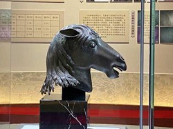 Setelah 160 Tahun, Patung Kepala Kuda yang Dijarah Kembali ke Museum China