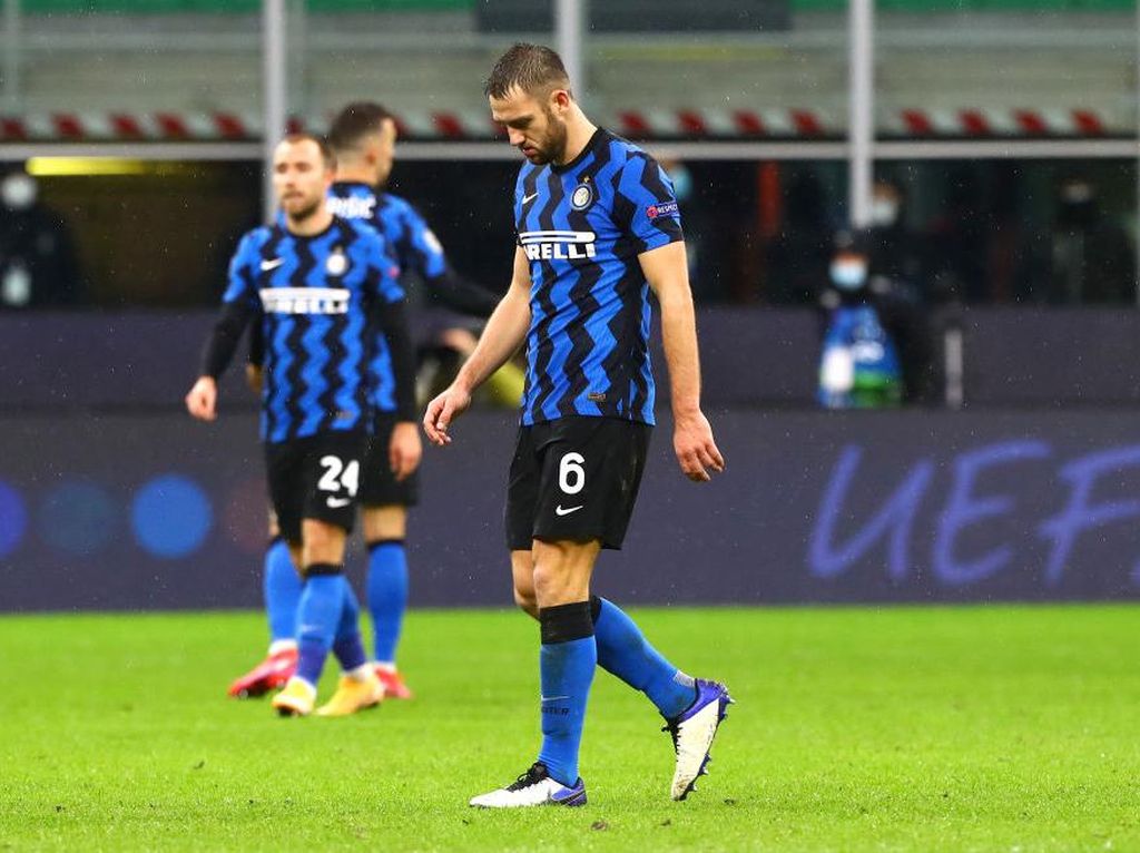 Inter Layak Tersingkir dari Liga Champions