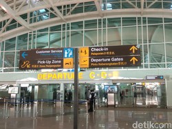 Naik Pesawat ke Bali, Harus Ada Hasil Swab Negatif H-2 Keberangkatan