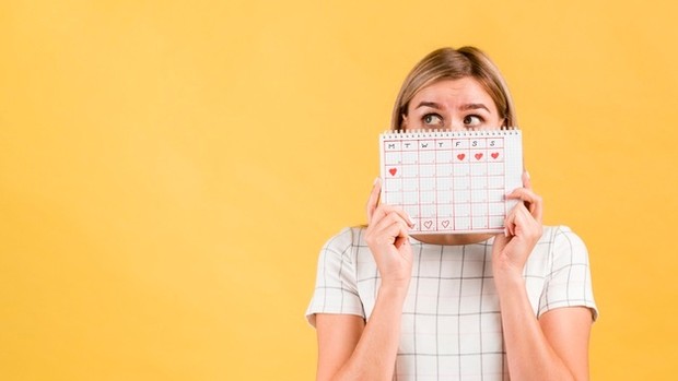 Toxic shock syndrome (TSS) banyak diyakini sebagai salah satu gejala PMS. Kenyataannya TTS adalah kondisi langka akibat infeksi bakteri yang tidak terkait dengan PMS, tetapi dapat berhubungan dengan menstruasi.