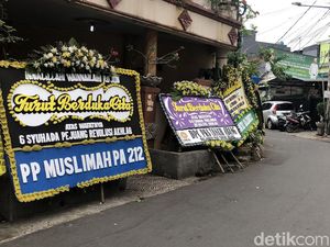 Habib Rizieq Jadi Tersangka, Begini Suasana di Petamburan III