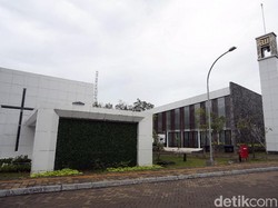 Harmonisasi Beragama dari Tanah Borneo di Perbatasan