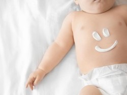Merawat Kesehatan Kulit Bayi, Ini Cara Mudahnya