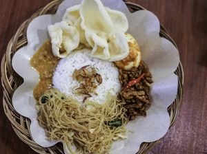 Nasi Uduk Komplet dan Sedap Ada di 5 Tempat Ini