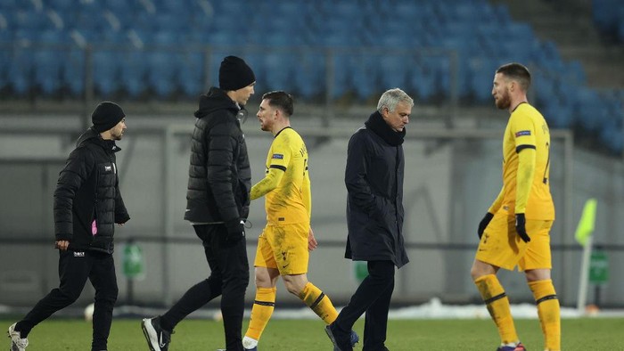 LINZ, AUSTRIA - DECEMBER 03: Jose Mourinho, Manager of Tottenham Hotspur reacts after the UEFA Europa League Group J stage match between LASK and Tottenham Hotspur at Linzer Stadion on December 03, 2020 in Linz, Austria. Sporting stadiums around Austria remain under strict restrictions due to the Coronavirus Pandemic as Government social distancing laws prohibit fans inside venues resulting in games being played behind closed doors. (Photo by Alexander Hassenstein/Getty Images)