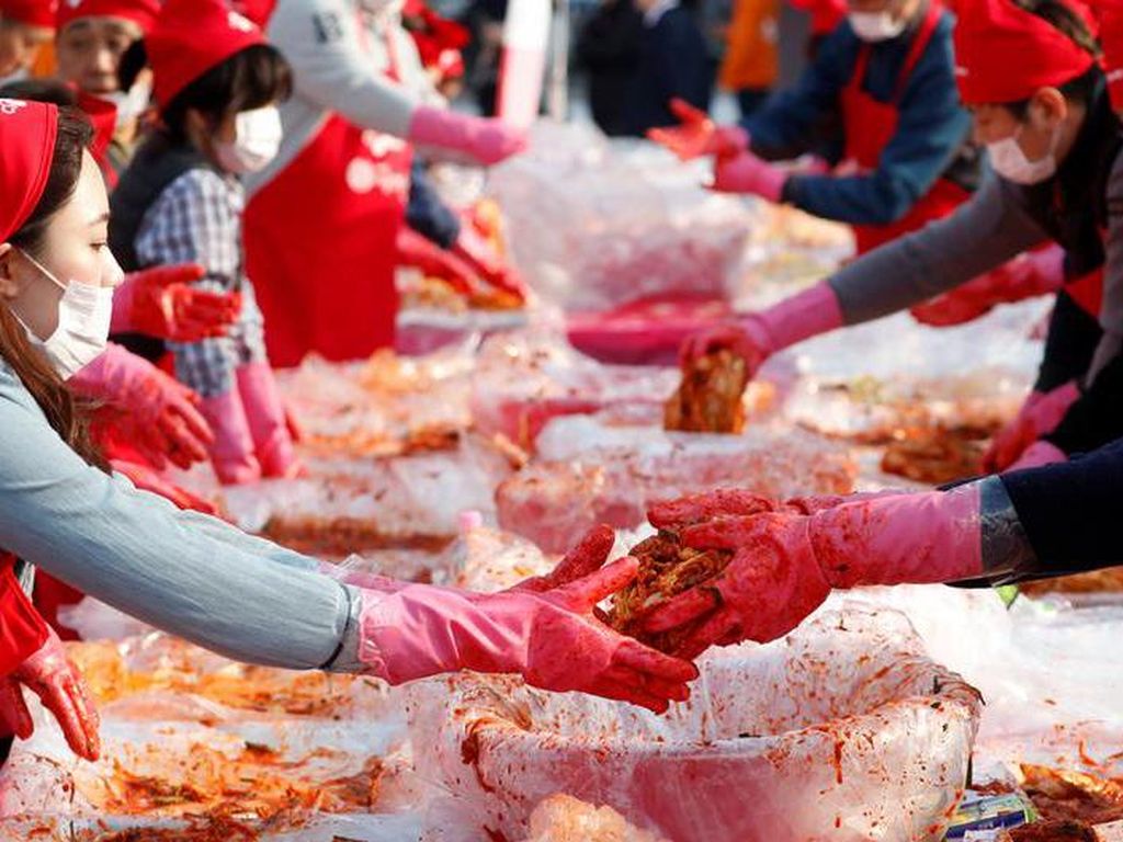 Upaya China Klaim Soal Kimchi Bikin Warga Korea Selatan Murka Upaya China Klaim Soal Kimchi Bikin Warga Korea Selatan Murka