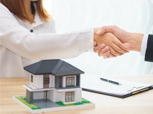 Beli Rumah Tapi Cuma Ada AJB? Ini Hal yang Perlu Dicek Beli Rumah Tapi Cuma Ada AJB? Ini Hal yang Perlu Dicek