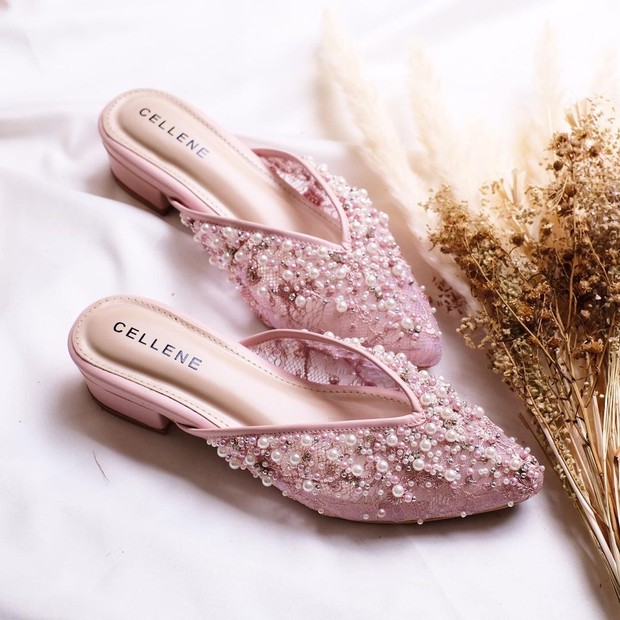 brand flat shoes lokal