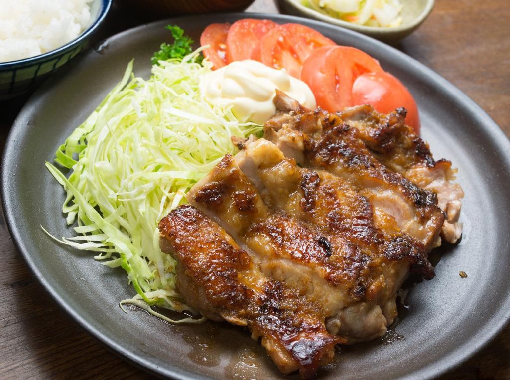 Resep Chicken Teriyaki ala Resto Jepang yang Gurih Manis