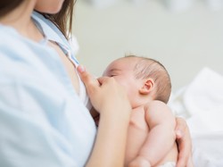 Apakah Ibu Menyusui Boleh Divaksin Corona? Simak Ketentuannya