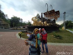 Tempat Baru untuk Foto-foto di Gerbang Candi Borobudur