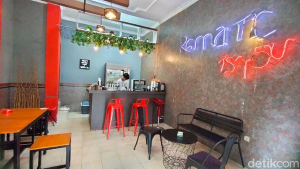Potret Kedai Teh Berkonsep kekinian di Kuningan