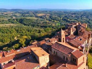 Foto: 10 Desa Terpencil Cantik Italia yang Mungkin Belum Kamu Tahu