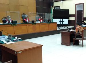 Baca Pleidoi, Pengacara Harap Brigjen Prasetijo Divonis Bebas Baca Pleidoi, Pengacara Harap Brigjen Prasetijo Divonis Bebas
