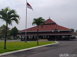 Bupati Thoriq Positif COVID-19, Pendopo Pemkab Lumajang Ditutup Dua Pekan