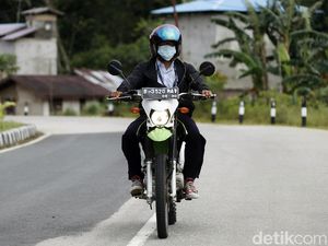 Perjuangan Jefrizal Tabli, Mantri BRI di Perbatasan Aruk Perjuangan Jefrizal Tabli, Mantri BRI di Perbatasan Aruk