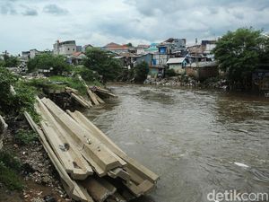 Proyek Antibanjir Jakarta Belum Tuntas, Terganjal di Mana?