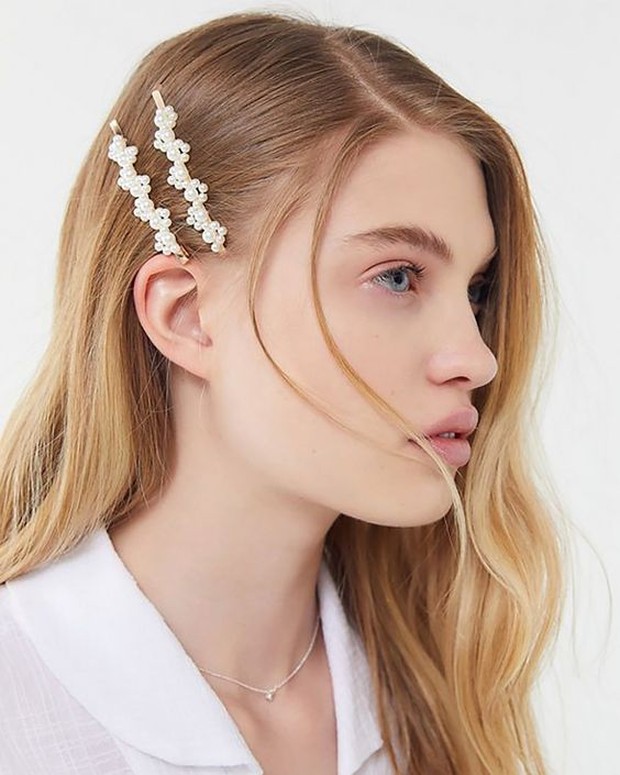 Sparkle stack/pinterest.com/8otherreason Pilih jepitan yang terkesan sparkle agar lebih terkesan istimewa.