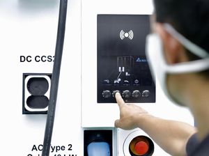 Isi Baterai Kendaraan Listrik di SPKLU Pakai Aplikasi, Nih Caranya