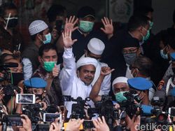 Soal Kerumunan Penjemput di Soetta, Habib Rizieq Salahkan Mahfud Md