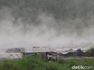 Hujan Diperkirakan Guyur Semeru Hari Ini, Warga Diimbau Waspada Banjir Lahar Hujan Diperkirakan Guyur Semeru Hari Ini, Warga Diimbau Waspada Banjir Lahar