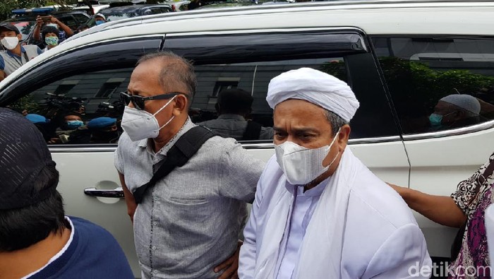 Habib Rizieq TIba di Polda Metro Jaya