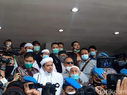 2 Kali Mangkir Pemeriksaan Polisi, Habib Rizieq: Saya Tak Pernah ke Mana-mana