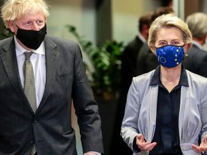 Hari Minggu Ini Jadi Hari Penentuan Brexit Akan Hard Atau Soft