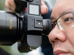 Leica RIlis Kamera Baru SL2-S