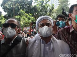 Pengacara Ungkap Habib Rizieq Sesak Napas hingga Teriak Minta Tolong di Rutan